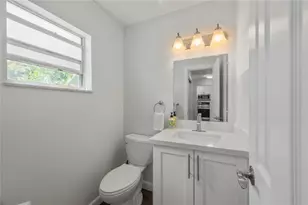 600 SW Natura Blvd, Deerfield Beach, FL 33441 - Photo 10