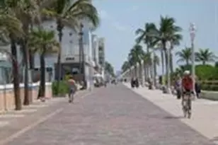 326 Harrison St, Hollywood, FL 33019 - Photo 16