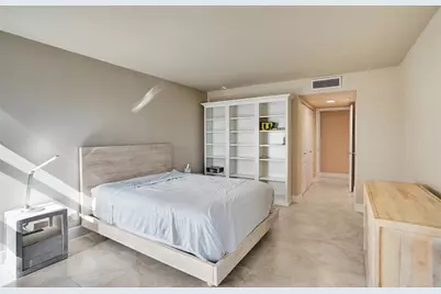 5510 N Ocean Dr, Unit #15B, Singer Island, FL 33404 - Photo 12