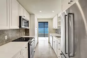 5510 N Ocean Dr, Singer Island, FL 33404 - Photo 2