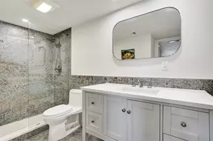 5510 N Ocean Dr, Singer Island, FL 33404 - Photo 8