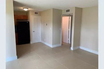 5180 NE 6th Av, Unit #602, Oakland Park, FL 33334 - Photo 6
