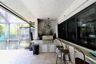 10859 NW 14th St, Coral Springs, FL 33071 - Photo 12