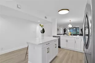 15461 Pembridge 112 Dr Unit, Delray Beach, FL 33484 - Photo 2