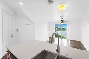 1427 NW 34th Way, Fort Lauderdale, FL 33311 - Photo 10