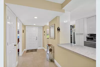 6448  Aspen Glen Cir, Unit #0, Boynton Beach, FL 33437 - Photo 8