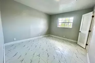 874 SW 10th Dr, Pompano Beach, FL 33060 - Photo 8