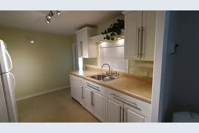 8128  South St, Boca Raton, FL 33433 - Photo 10