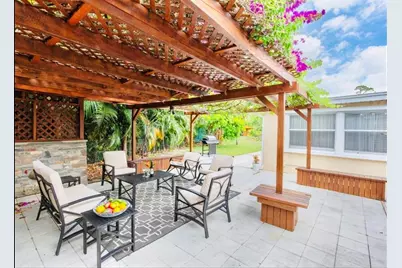 279  Hach Ln (5/3), West Palm Beach, FL 33415 - Photo 2