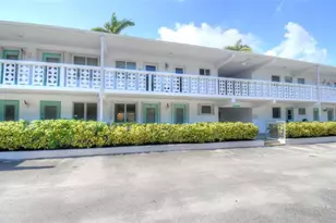 2161 NE 42nd Ct, Lighthouse Point, FL 33064 - Photo 2