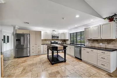 1041 SW 92nd Ave, Plantation, FL 33324 - Photo 22