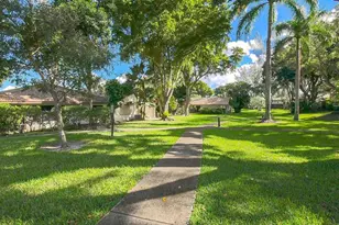 5614 Hammock Ln, Lauderhill, FL 33319 - Photo 30