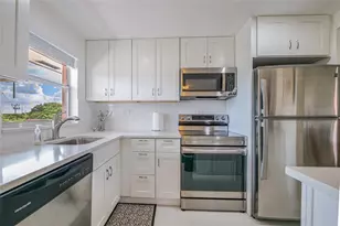 9400 Sunrise Lakes Blvd, Sunrise, FL 33322 - Photo 10