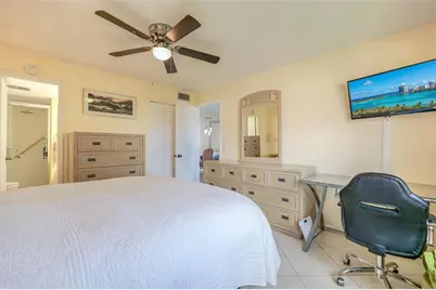 9400  Sunrise Lakes Blvd, Unit #304, Sunrise, FL 33322 - Photo 14