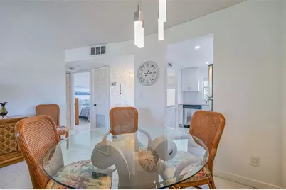 9400  Sunrise Lakes Blvd, Unit #304, Sunrise, FL 33322 - Photo 6