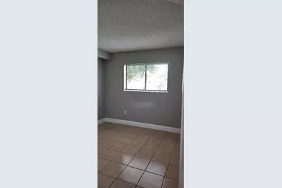 301 W Palm Way, Unit #107, Pembroke Pines, FL 33025 - Photo 10
