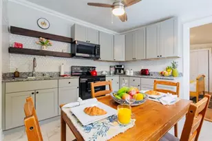 279 Hach Ln (2/1), West Palm Beach, FL 33415 - Photo 8