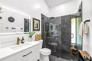 10940 Cypress Run Cir, Coral Springs, FL 33071 - Photo 12