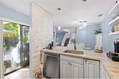 3387  Cocoplum Cir, Unit #3387, Coconut Creek, FL 33063 - Photo 10