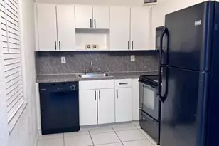 740 Burgundy P, Delray Beach, FL 33484 - Photo 10