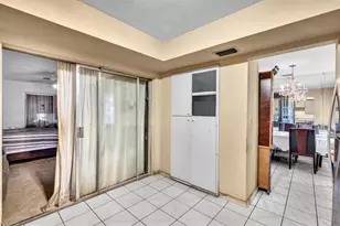 3400 NW 39th Ave, Lauderdale Lakes, FL 33309 - Photo 18