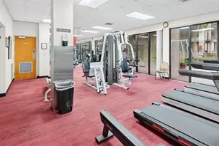 2802 N 46th Ave, Hollywood, FL 33021 - Photo 40