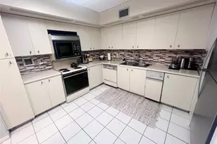 2802 N 46th Ave, Hollywood, FL 33021 - Photo 12