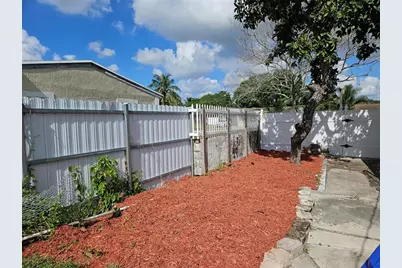 6610 SW 26th St, Miramar, FL 33023 - Photo 4