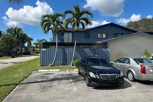 4622 Holly Lake Dr, Lake Worth, FL 33463 - Photo 1