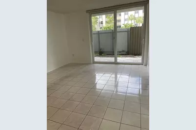 10000 NW 80th Ct, Unit #2163, Hialeah Gardens, FL 33016 - Photo 1