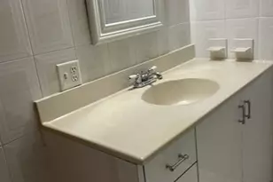 10000 NW 80th Ct, Hialeah Gardens, FL 33016 - Photo 6