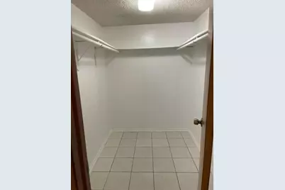 10000 NW 80th Ct, Unit #2163, Hialeah Gardens, FL 33016 - Photo 2