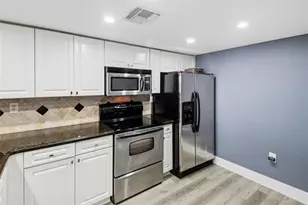 520 SE 5th Ave Unit, Fort Lauderdale, FL 33301 - Photo 16