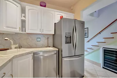 2500 NE 36th St, Unit #8, Lighthouse Point, FL 33064 - Photo 38