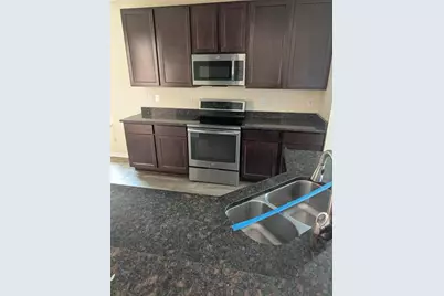 313 NE Glentry Ave, Port Saint Lucie, FL 34983 - Photo 2