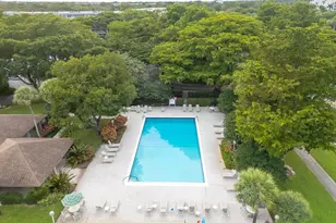 4020 W Palm Aire Dr, Pompano Beach, FL 33069 - Photo 4