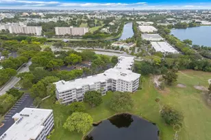 4020 W Palm Aire Dr, Pompano Beach, FL 33069 - Photo 36