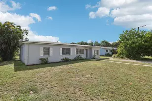 1757 13th Ave, Lake Worth Beach, FL 33460 - Photo 2