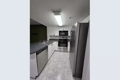 9470  Tangerine Pl, Unit #208, Davie, FL 33324 - Photo 12