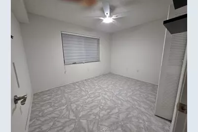 9470  Tangerine Pl, Unit #208, Davie, FL 33324 - Photo 6