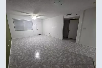 9470  Tangerine Pl, Unit #208, Davie, FL 33324 - Photo 4