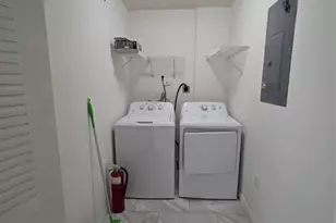 9470 Tangerine Pl, Davie, FL 33324 - Photo 26