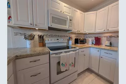 2808 NE 33rd Ct, Unit #101, Fort Lauderdale, FL 33306 - Photo 6