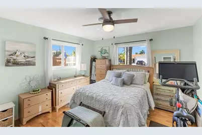 1310 SW 57th Ave, Plantation, FL 33317 - Photo 36