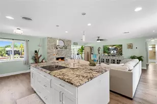 1310 SW 57th Ave, Plantation, FL 33317 - Photo 10