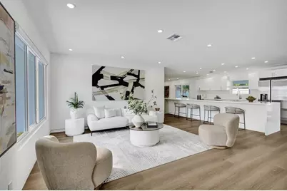 699 NE 70th St, Boca Raton, FL 33487 - Photo 6