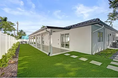 699 NE 70th St, Boca Raton, FL 33487 - Photo 56