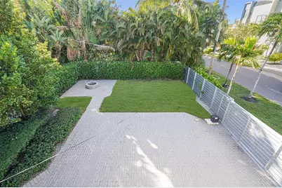 743 NE 17th Way, Fort Lauderdale, FL 33304 - Photo 30