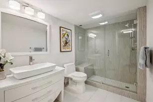 3000 Holiday Dr, Fort Lauderdale, FL 33316 - Photo 10