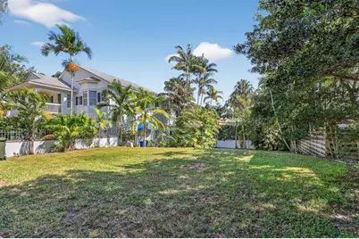 1018 SE 13th Ter, Fort Lauderdale, FL 33316 - Photo 6